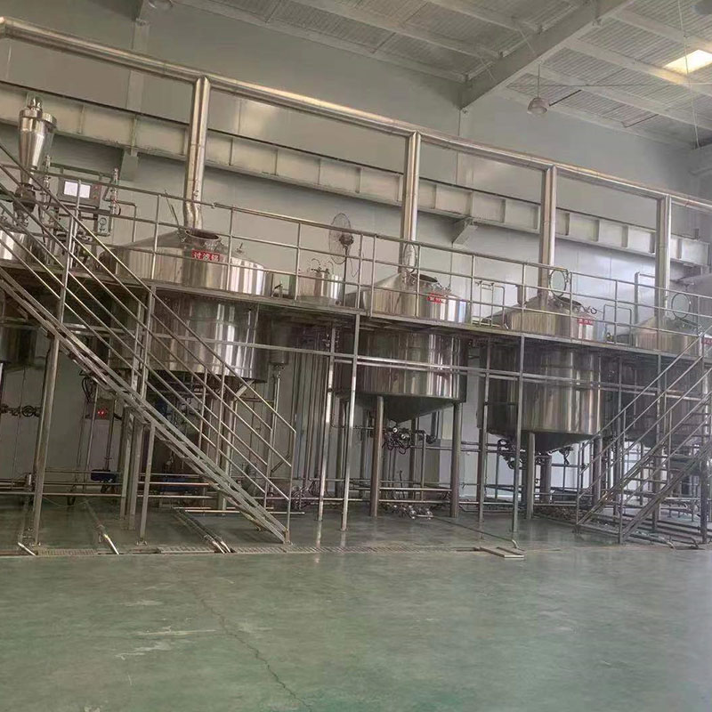 南阳精酿啤酒设备厂—平面布置、设备设计、制造、调试、培训等一条龙服务_COPY